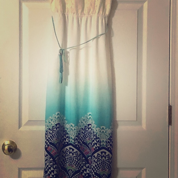 Other - Girls white and turquoise dress.